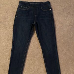Levi’s Pull on Skinny Jeans Size 8
